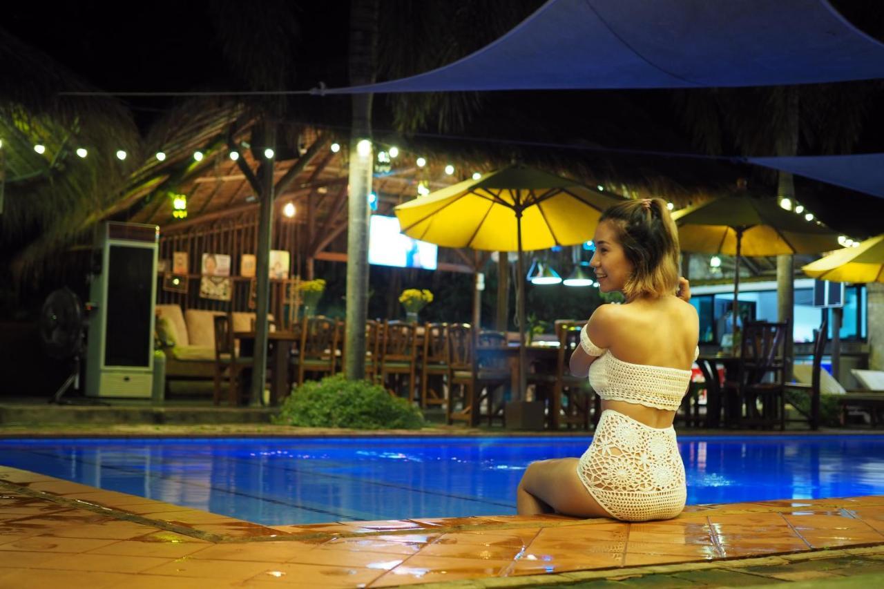 Baanpong Lodge San Kamphaeng Luaran gambar