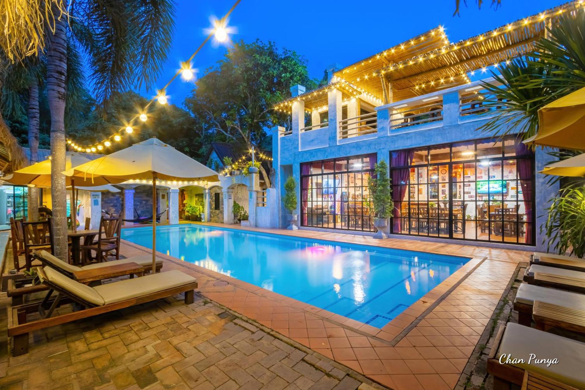 Baanpong Lodge San Kamphaeng Luaran gambar
