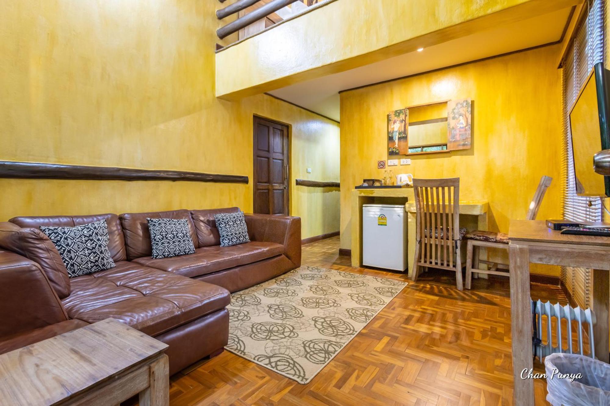 Baanpong Lodge San Kamphaeng Luaran gambar