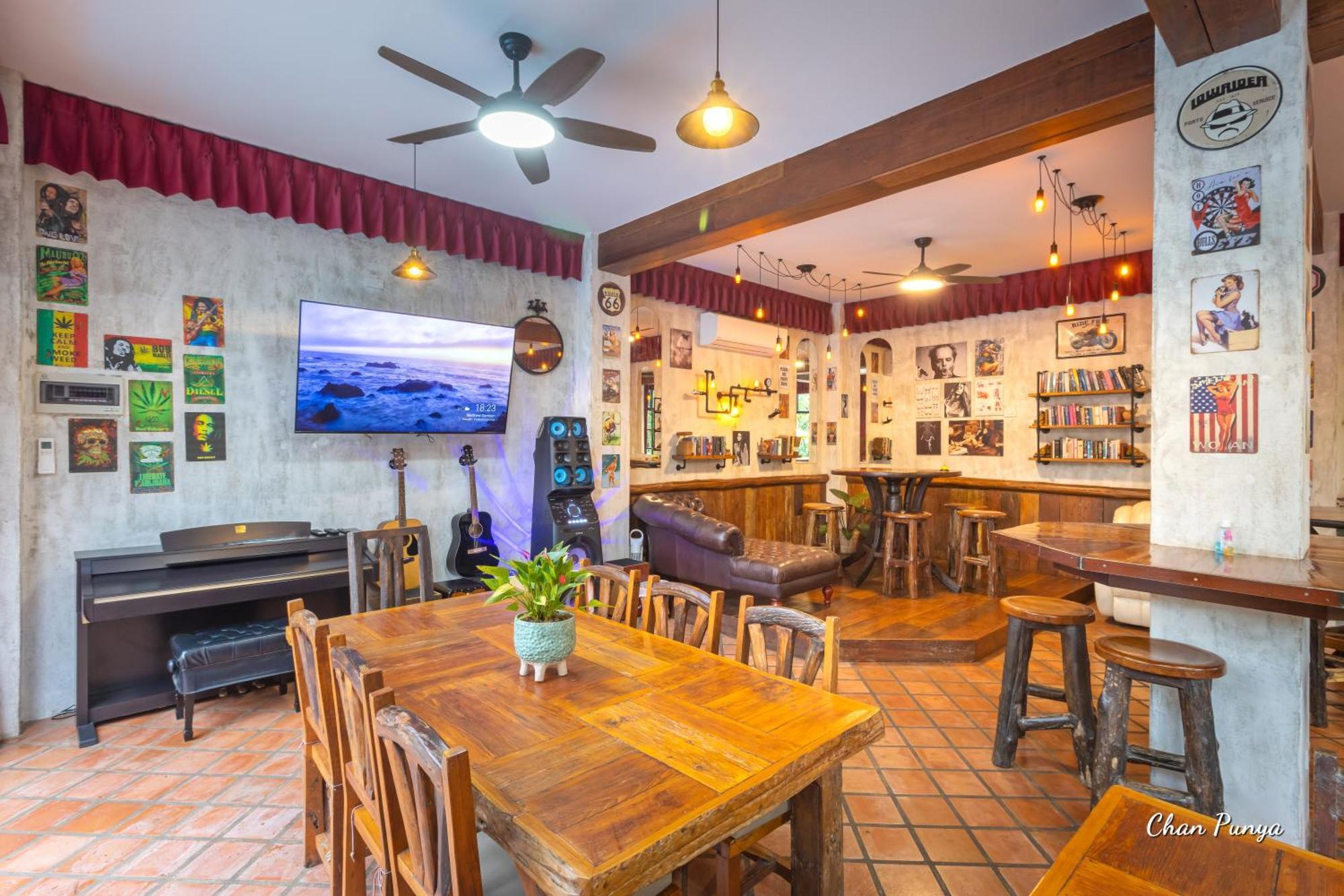 Baanpong Lodge San Kamphaeng Luaran gambar