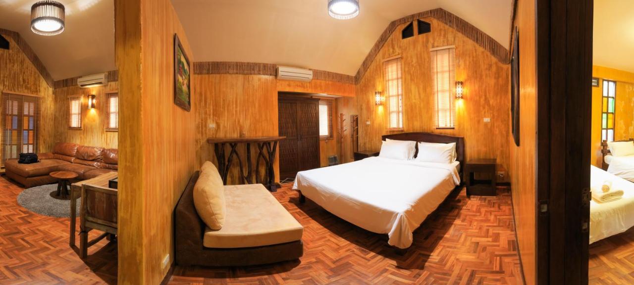 Baanpong Lodge San Kamphaeng Luaran gambar